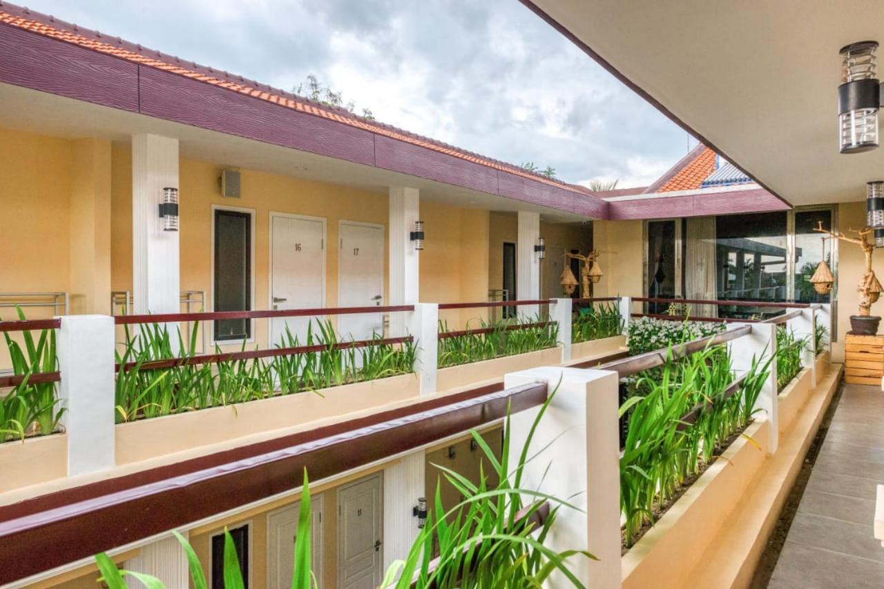 מלון Reddoorz Syariah Near Kebon Rojo Park Blitar מראה חיצוני תמונה